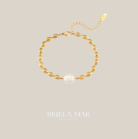 Zoé Pearl Bracelet
